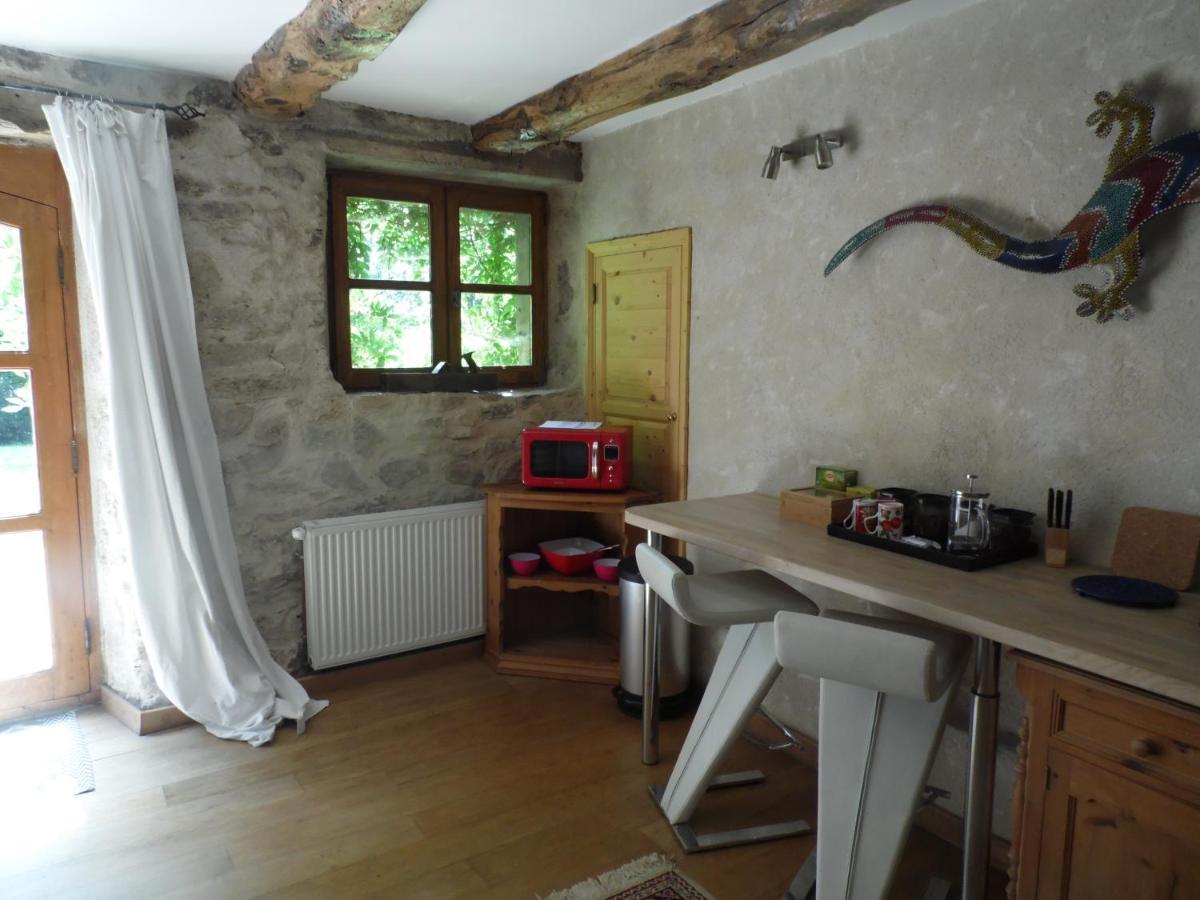 Bed and Breakfast Combecave Vabre-Tizac Exteriér fotografie